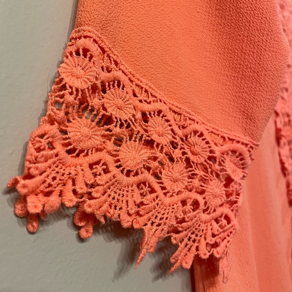 Women’s 3/4 sleeve peach blouse - Picture 4 of 4